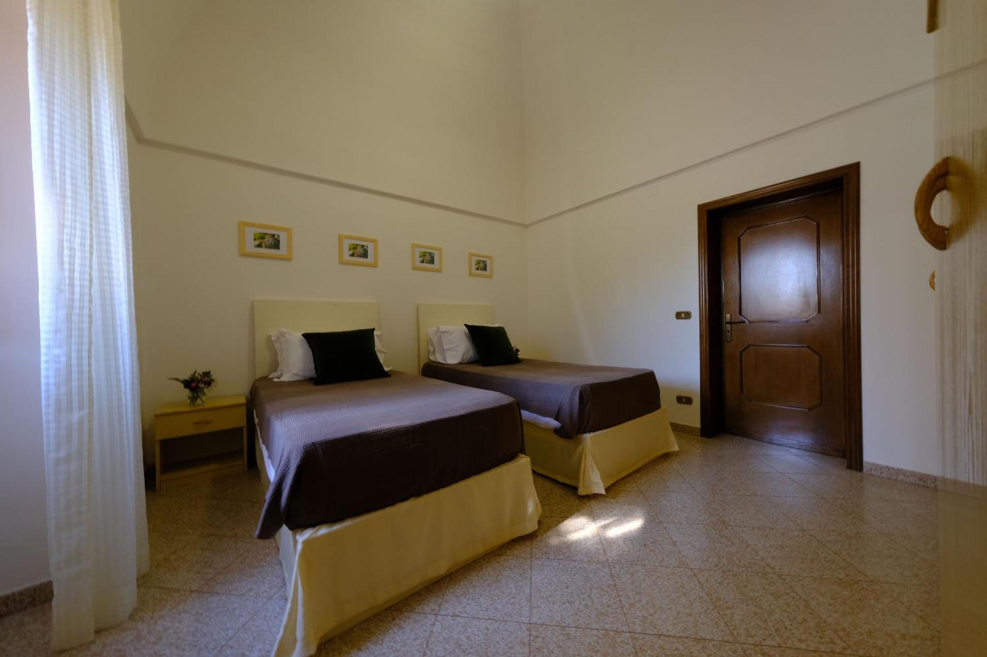 Tenuta Con Due Abitazioni Indipendenti Μαρτίνα Φράνκα Εξωτερικό φωτογραφία